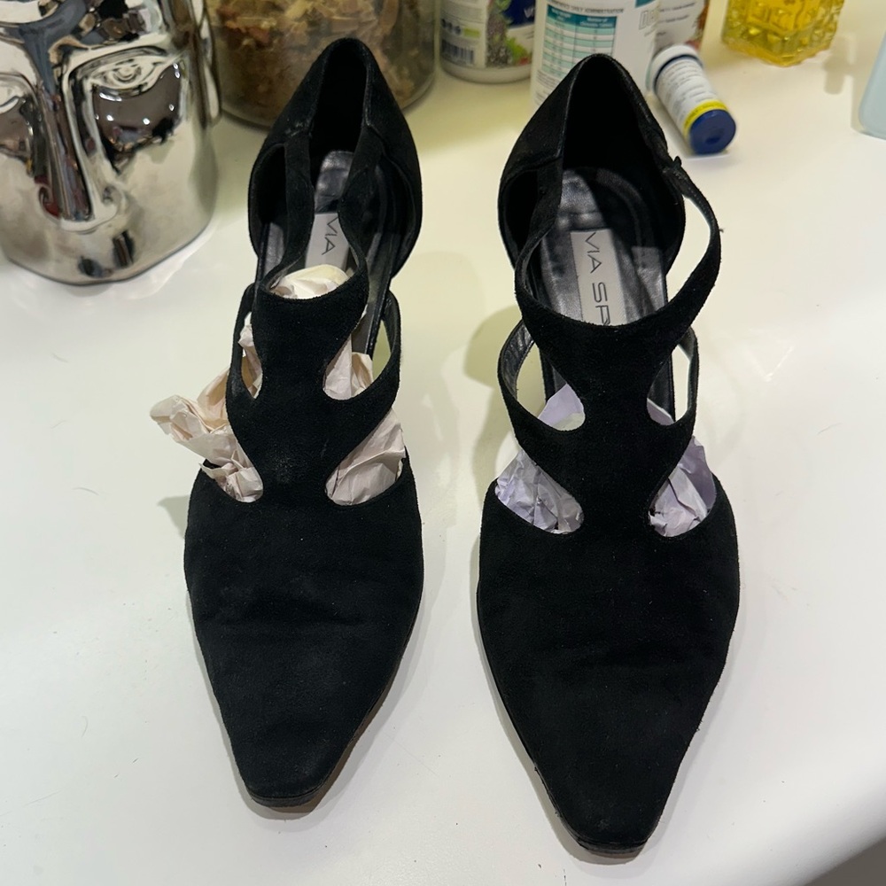 Via Spiga suede, low heeled pump with cutouts. Well loved.Made in Italy leather.